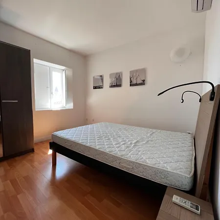 18 Rue General Perier Apartament Nîmes